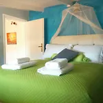 Poseidon Apartment *