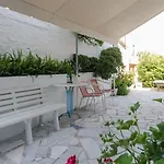 Poseidon Apartman *